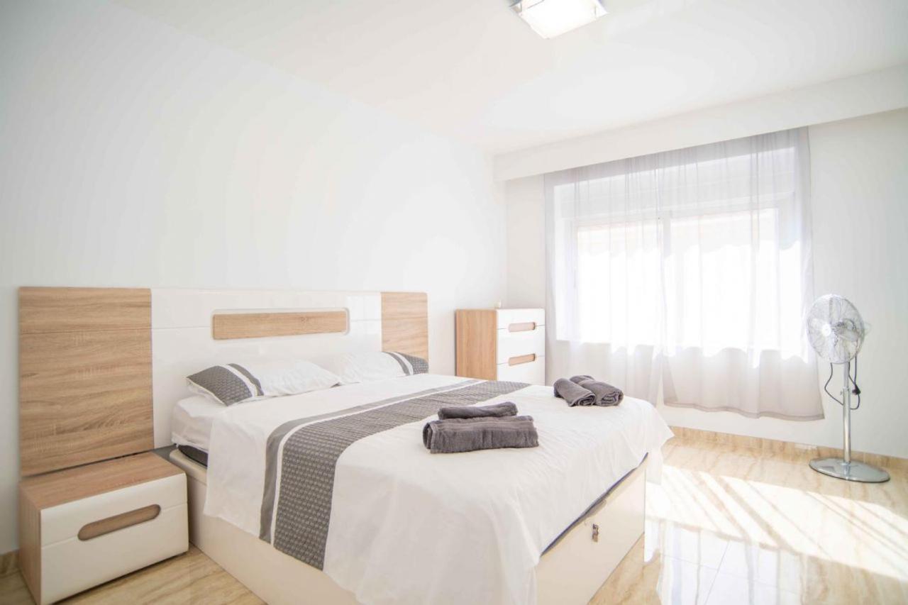 Beautiful Two Bedroom Apartment Next To The Beachfront Torre de la Horadada 外观 照片